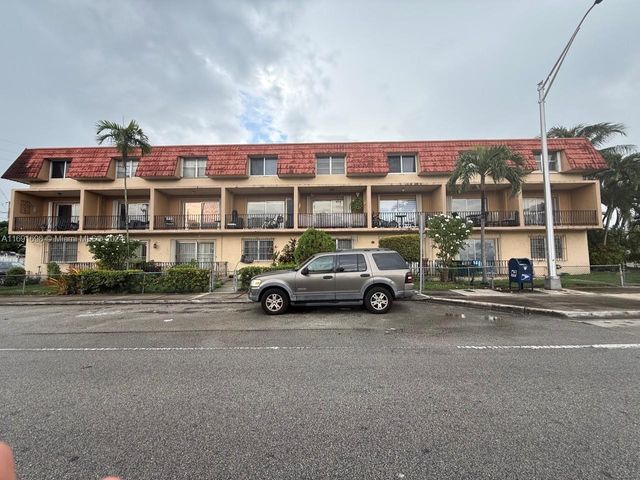 $235,000 | 6900 West Flagler Street, Unit 2F | Flagami