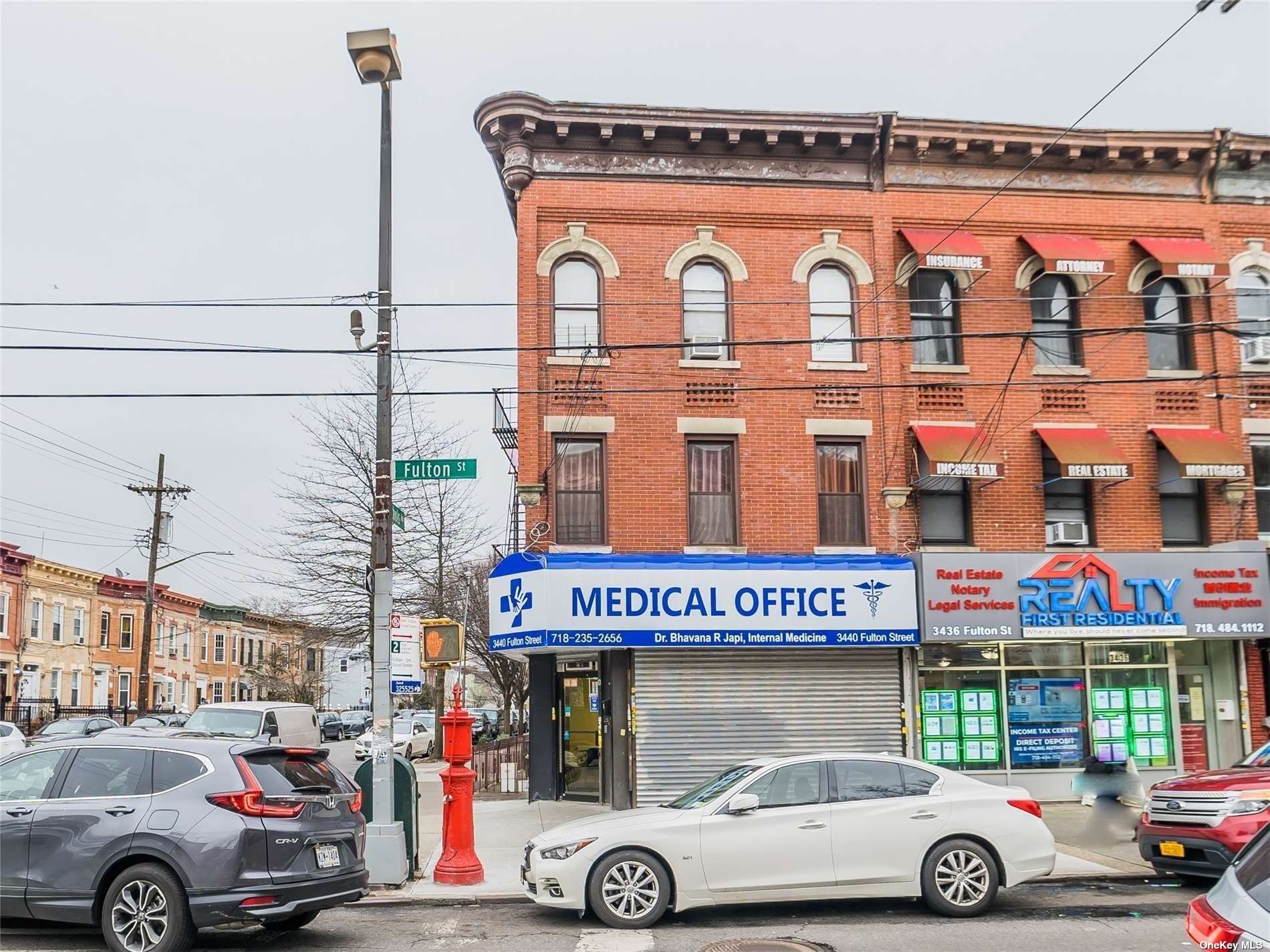 a car parked in front of a building