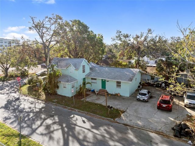 $450,000 | 1501 14th Avenue West | Seminole Heights