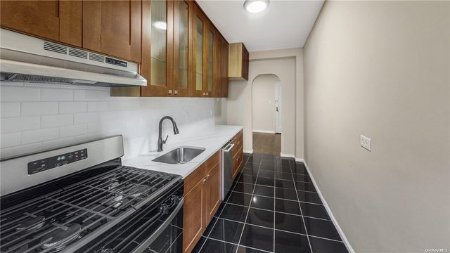 $337,500 | 35-38 75th Street, Unit 4C | Jackson Heights