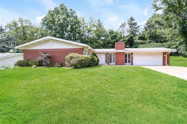 $2,605 | 1665 Pepperwood Drive | Maryland Heights Township - St. Louis County