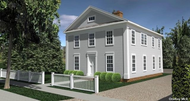 $2,300,000 | 39 Halsey Avenue | Southampton Village North