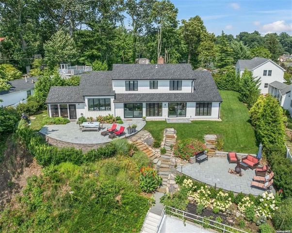 $4,250,000 | 1 Heckscher Drive | Huntington Bay