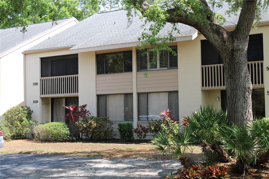 a front view of house with yard