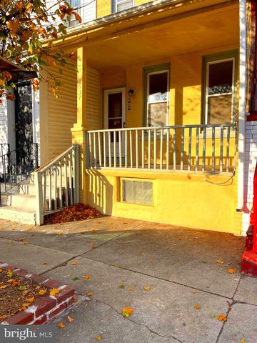 $2,000 | 637 Vine Street | Pyne Poynt