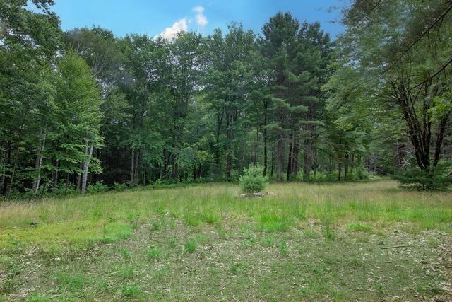 $377,000 | 0 Mass Turnpike Road | Russell