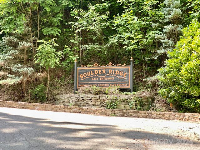 $79,900 | Lot 9 Big Boulder Ridge | Ivy Hill Township - Haywood County