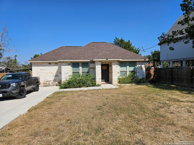 $319,950 | 1580 Blueridge Drive | Canyon Lake Hills