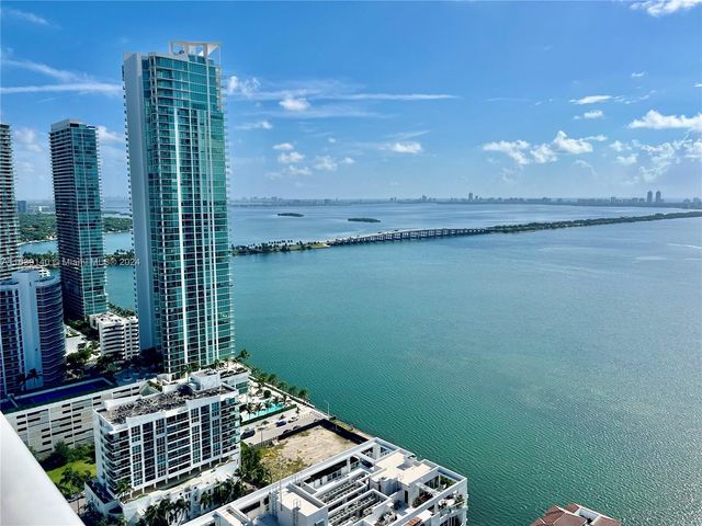 $1,250,000 | 600 Northeast 27th Street, Unit LPH03 | Edgewater