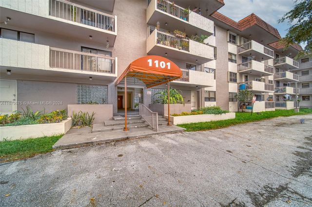 $325,000 | 1101 Southwest 122nd Avenue, Unit 315 | Tamiami