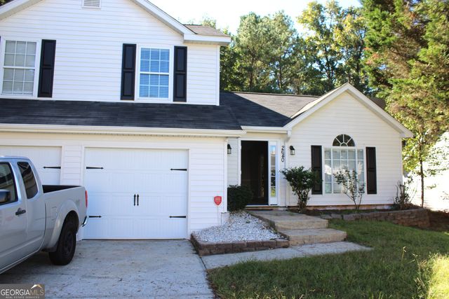 $1,800 | 2640 Field Spring Drive | Stonecrest