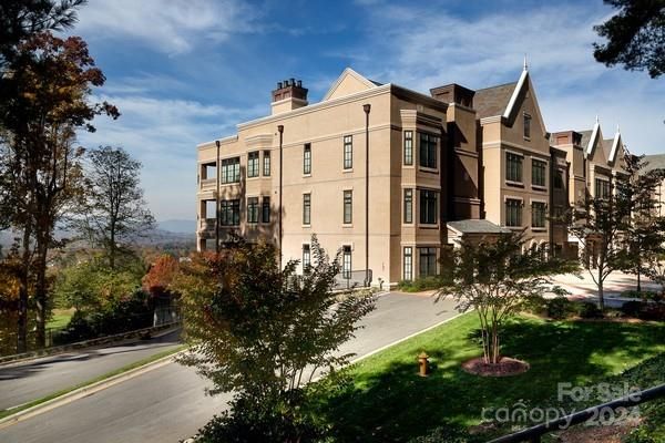 $1,800,000 | 288 Macon Avenue, Unit A101 | Grove Park- Sunset