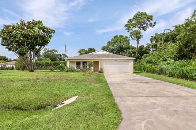 $398,500 | 7100 Coquina Avenue | Lakewood Park