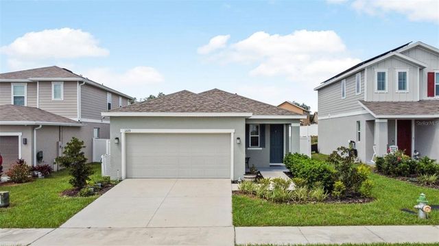 $325,000 | 1229 Forest Gate Circle