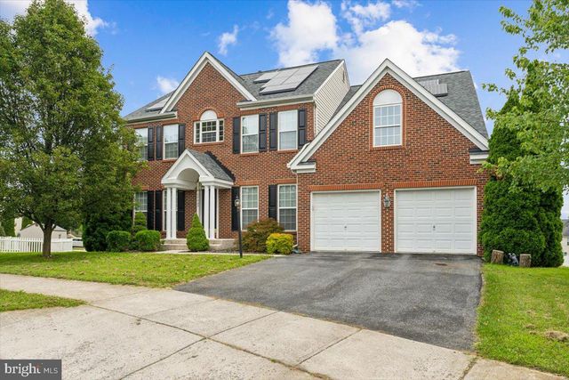 $569,900 | 17549 Patterson Drive | Hagers Crossing