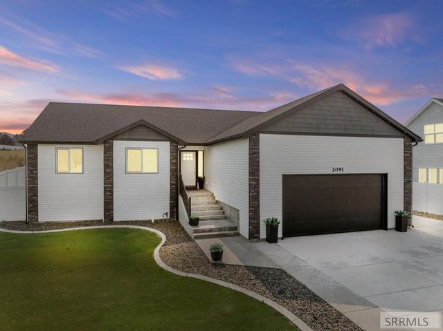 $490,000 | 2091 Magellan Loop | Pocatello