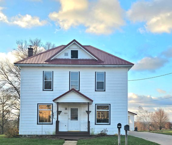 $180,000 | 1231 Dodgeville Street | Highland