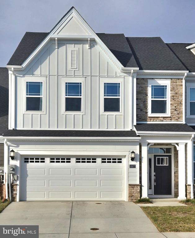 a view of a house with a entryway