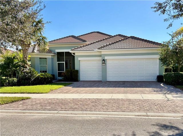 $984,900 | 15011 Cuberra Lane | Villagewalk of Bonita Springs