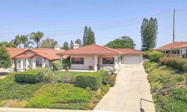 $694,000 | 1114 North Crescent Ridge Road | Fallbrook