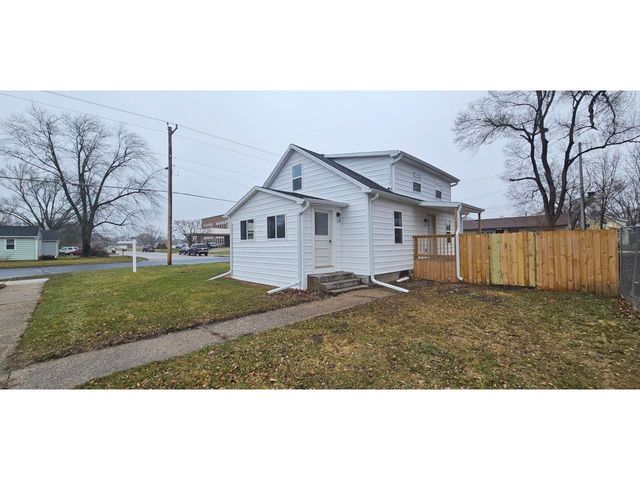 $179,900 | 1879 Spruce Street | Merrill