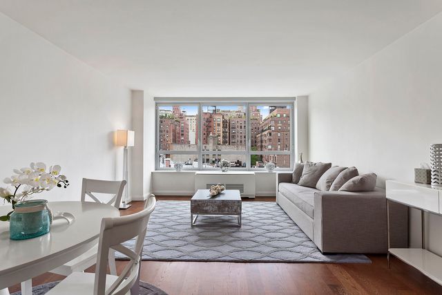 $4,500 | 200 East 94th Street, Unit 806 | Upper East Side