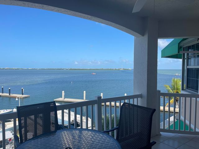 $1,295,000 | 5607 College Road, Unit B302 | Key West