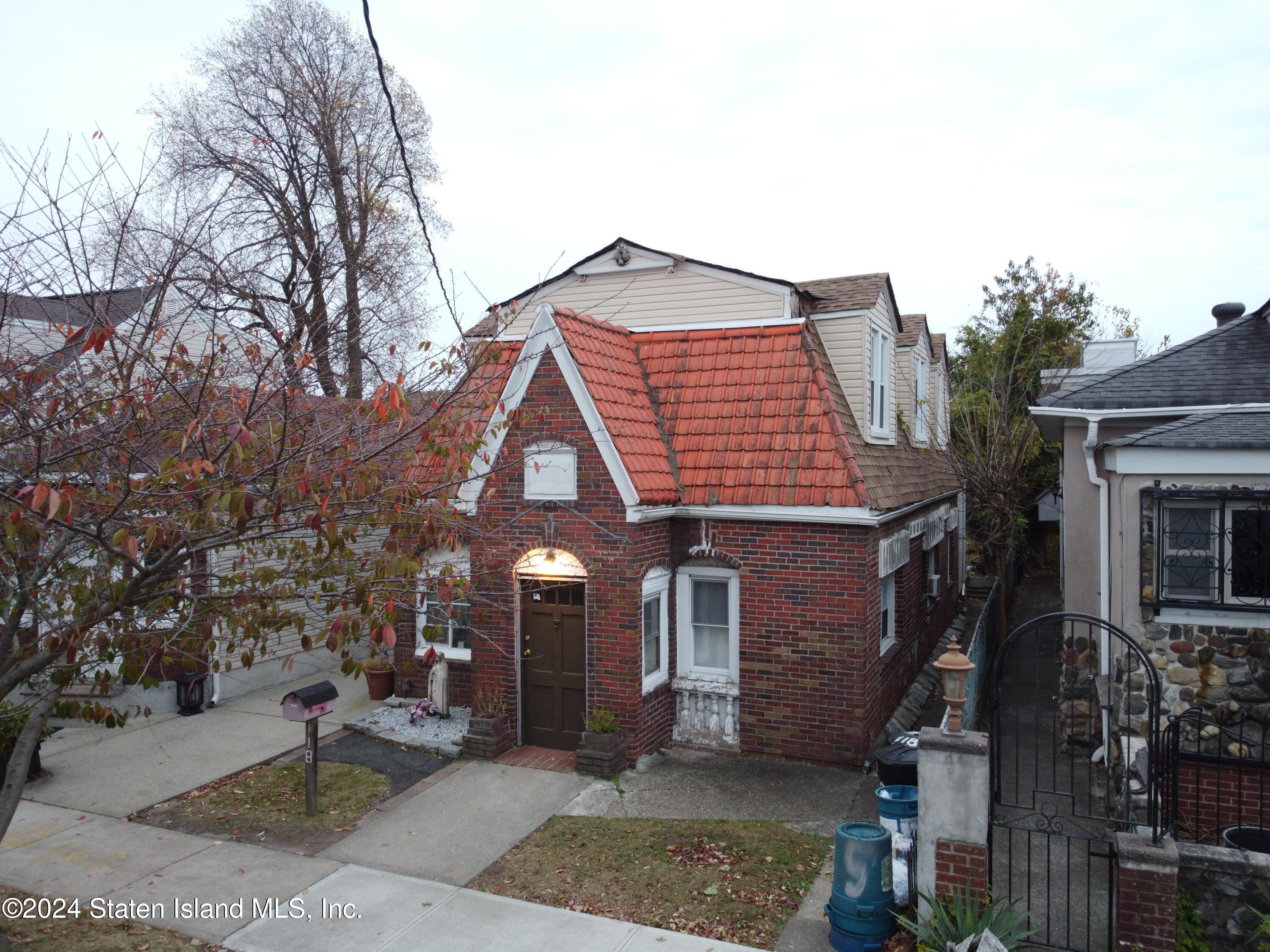 a front view of a house