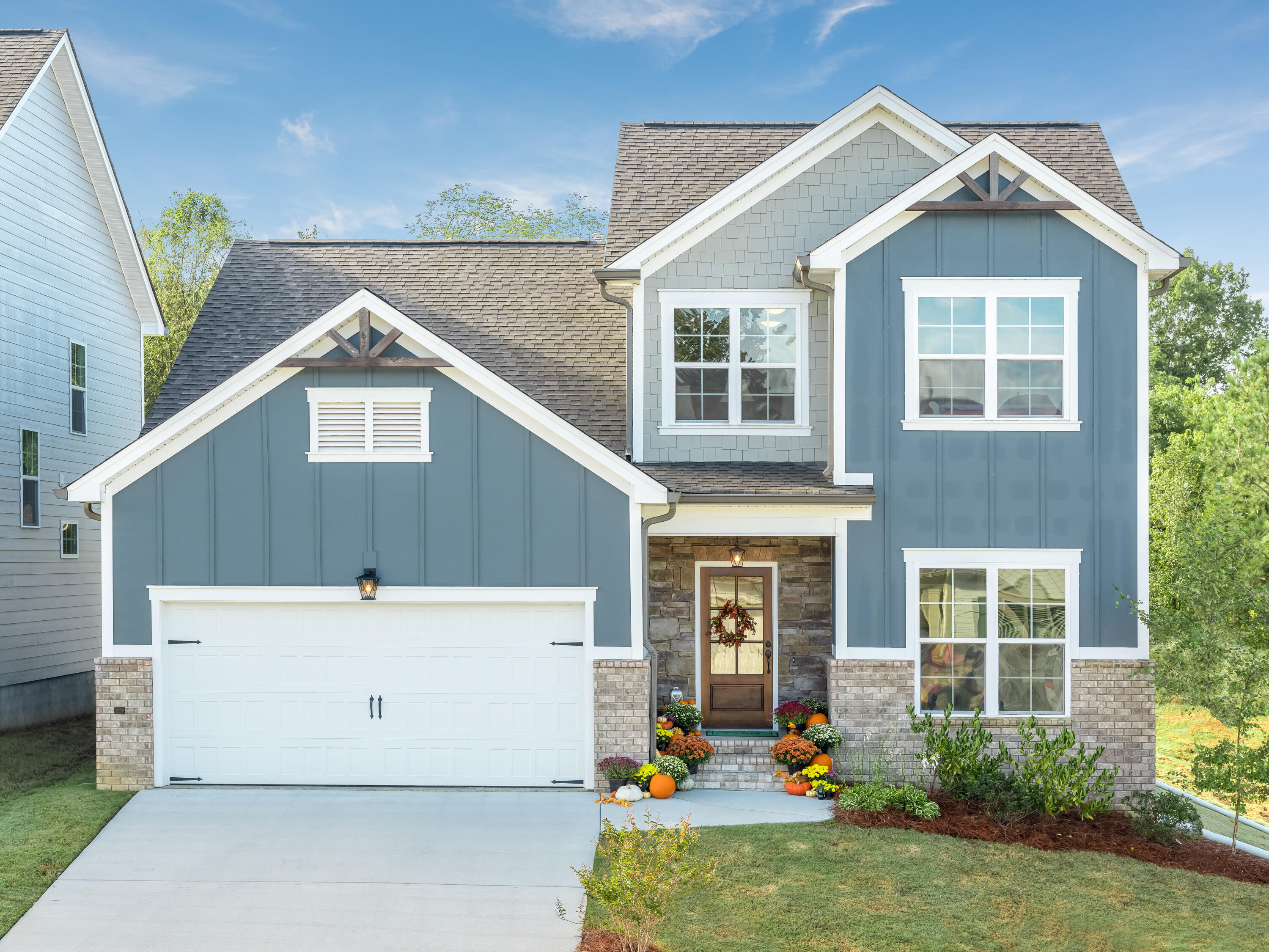 Stock Photo Home under construction