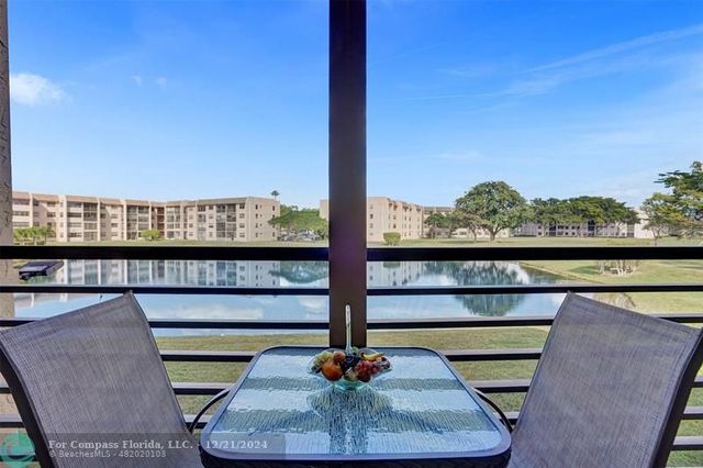 $148,500 | 10467 Sunrise Lakes Boulevard, Unit 210 | Sunrise Lakes