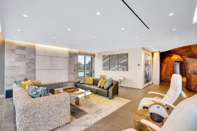 $12,950,000 | 2 North Breakers Row, Unit N25 | Breakers Row