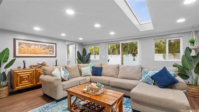 $1,400,000 | 915 Mokapu Boulevard | Kalaheo Hillside