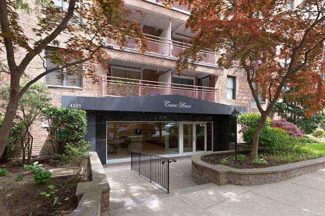 $309,000 | 43-25 Douglaston Parkway, Unit 3G | Douglaston