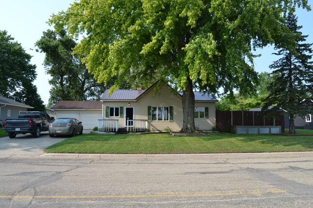 $110,000 | 514 West Benton Street | Lake Benton