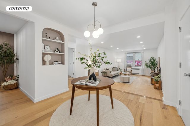 $1,080,000 | 305 West 52nd Street, Unit 2E | Hell's Kitchen