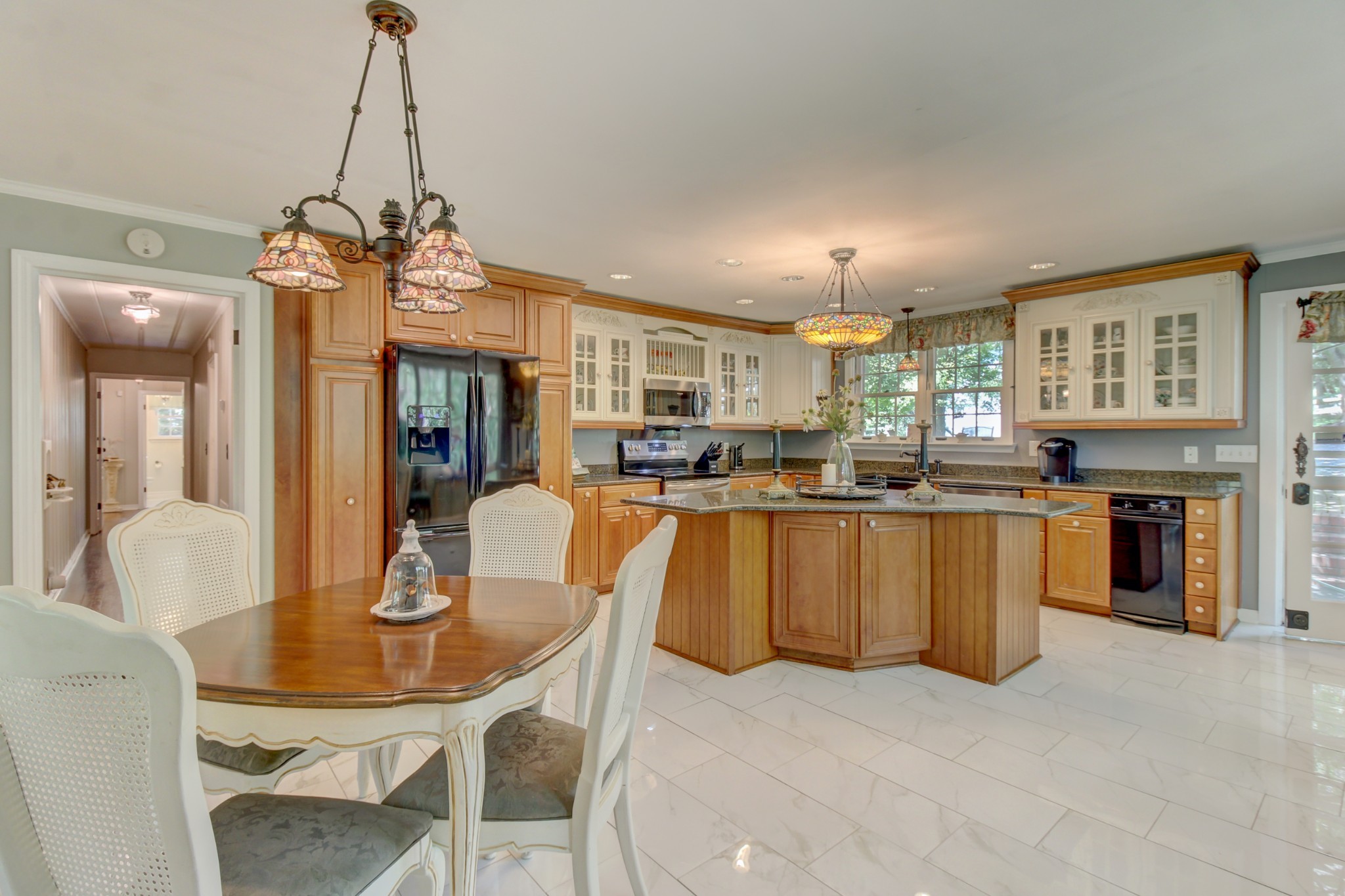 a view of a dining room and livingroom view