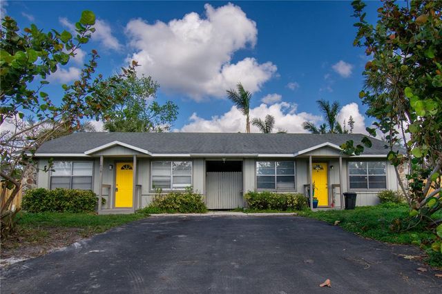 $498,000 | 1637-1639 82nd St Court East | Rubonia