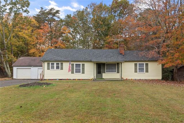 $237,500 | 1082 Tom Gordon Road | Yadkin Township - Stokes County