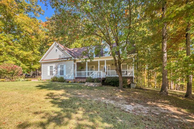 $574,900 | 302 Hill Drive | White Bluff