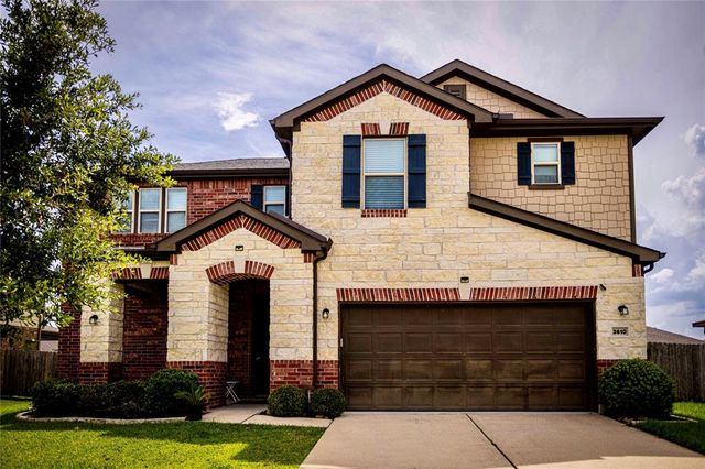 $445,000 | 3610 Banbury Lane | Pearland