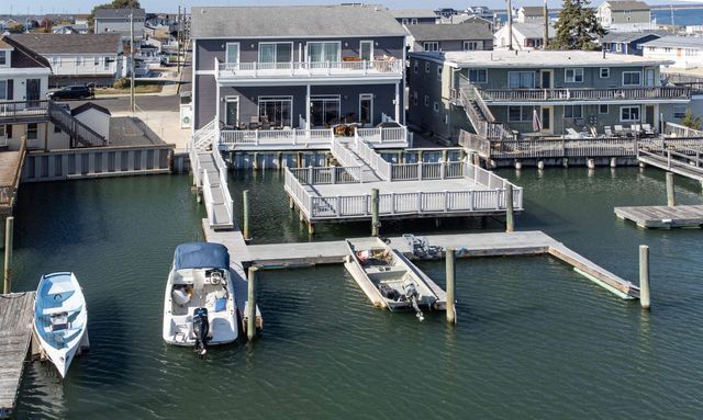 $995,000 | 19 Venice Avenue, Unit 19 | West Wildwood