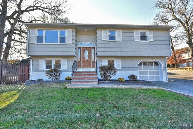 $619,000 | 37 Pleasant View Avenue | Bloomingdale