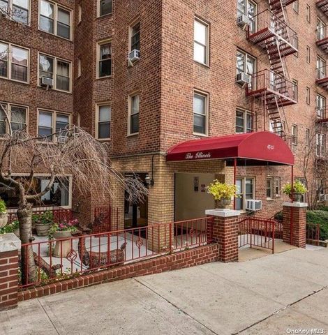 $299,000 | 71-11 Yellowstone Boulevard, Unit 4B | Forest Hills