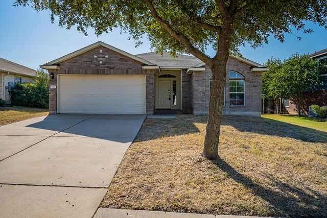 $319,900 | 1115 Remington Drive | Leander