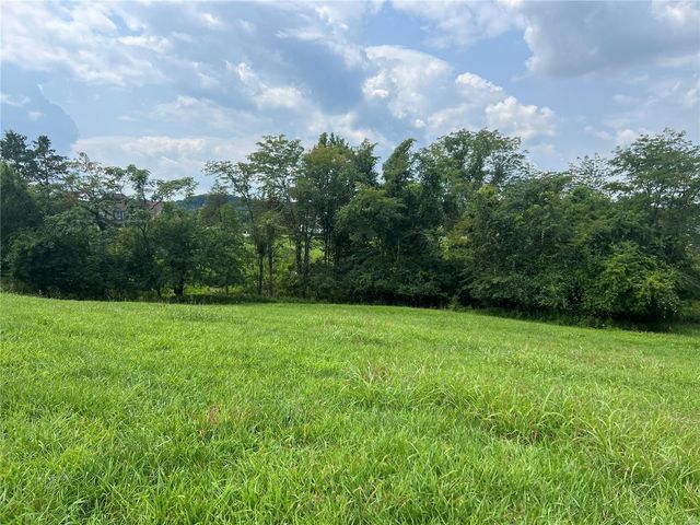 $220,000 | 315 Stonewall Drive | Pevely Farms