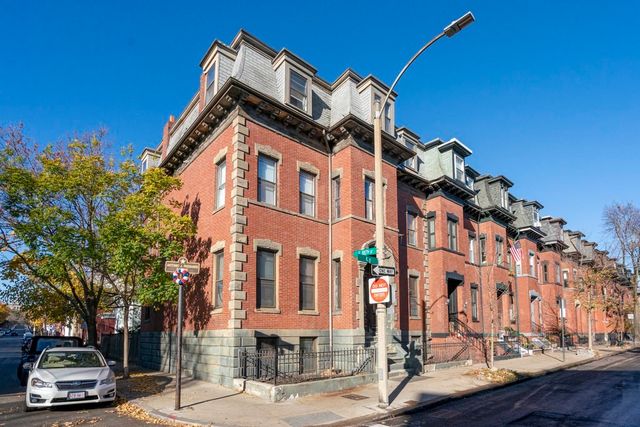 $2,250,000 | 305 K Street | South Boston