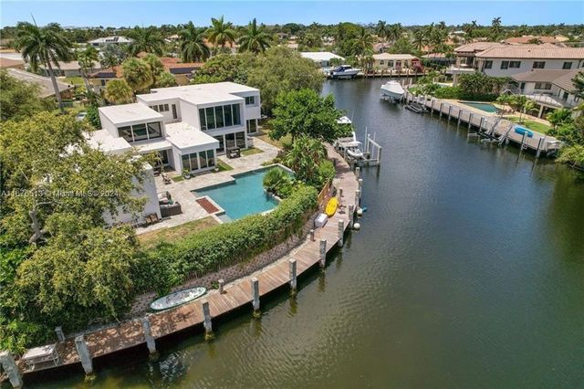 $5,500,000 | 4050 Northeast 25th Avenue | Venetian Isles