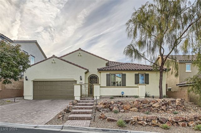 $675,000 | 1189 Hillside Peak Street | Paradise Hills