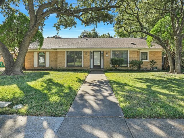 $399,900 | 2110 Tulane Drive | University Estates