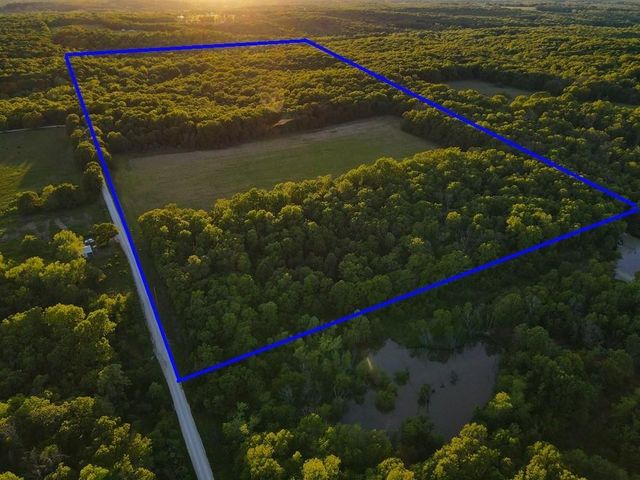 $320,000 | Tbd East 1400 Road | Galesburg Township - Kingman County